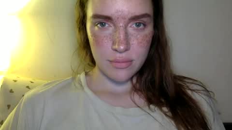 Snapshot of hoteffy chatting on June 18, 2026, 12:09 pm effy online show from June 18, 2026, 12:09 pm