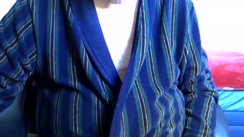 hotejok online show from November 16, 2025, 11:05 am