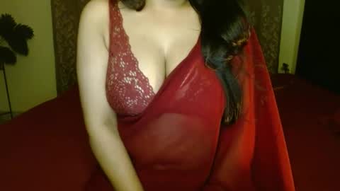 Snapshot of hoteliza6 chatting on February 1, 2026, 6:28 pm Eliza i dont show face in any show online show from February 1, 2026, 6:28 pm