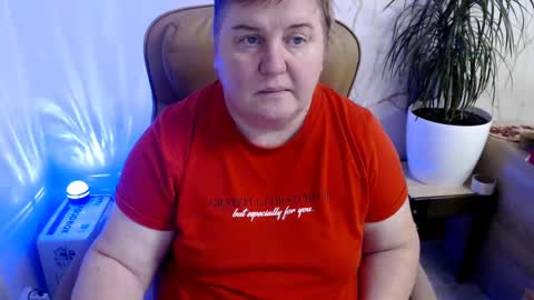 Snapshot of hotfiremommy chatting on January 13, 2025, 6:38 pm LimonkaFire online show from January 13, 2025, 6:38 pm