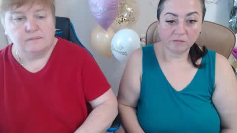 Snapshot of hotfiremommy chatting on October 19, 2025, 7:31 am LimonkaFire online show from October 19, 2025, 7:31 am