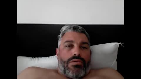 hotfreedick online show from May 1, 2026, 8:52 am