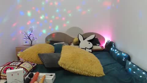 hotgirlkarina online show from November 8, 2025, 5:18 am