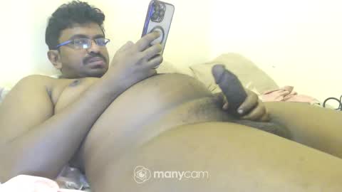 hotgluteus4321 online show from February 21, 2026, 7:48 pm