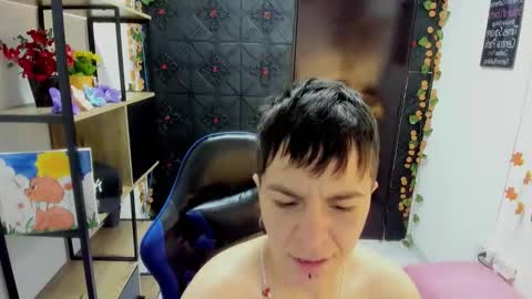 hannah online show from May 3, 2026, 2:06 am