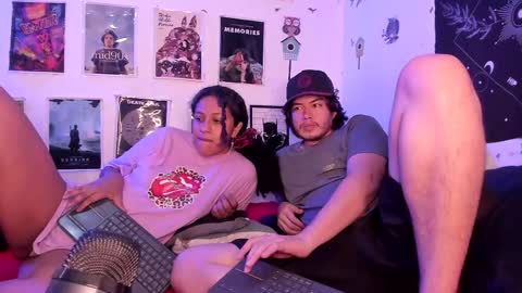 Sam and Nico online show from May 6, 2026, 7:52 pm