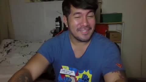 Snapshot of hothunkybear23 chatting on December 11, 2024, 7:09 am Khel online show from December 11, 2024, 7:09 am