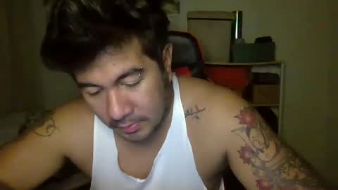 Snapshot of hothunkybear23 chatting on December 24, 2024, 10:11 am Khel online show from December 24, 2024, 10:11 am