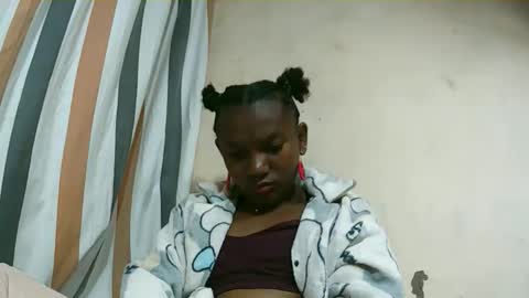 veronique online show from September 25, 2025, 7:50 pm