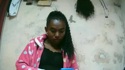 veronique online show from October 24, 2025, 8:22 am