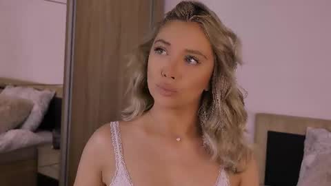 Snapshot of hotjessxx chatting on June 9, 2026, 6:58 am Maria online show from June 9, 2026, 6:58 am