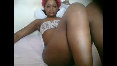 LOYCE online show from October 6, 2025, 6:33 am