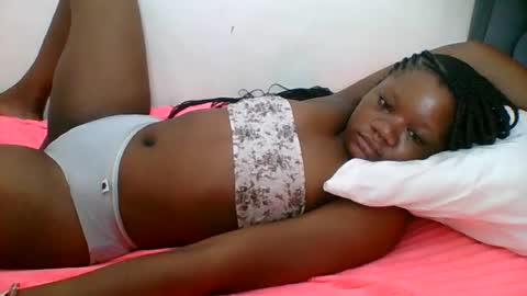 Snapshot of hotjeylee chatting on May 10, 2026, 12:38 am LOYCE online show from May 10, 2026, 12:38 am