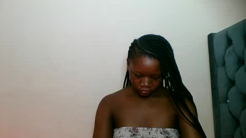 Snapshot of hotjeylee chatting on May 11, 2026, 12:49 am LOYCE online show from May 11, 2026, 12:49 am