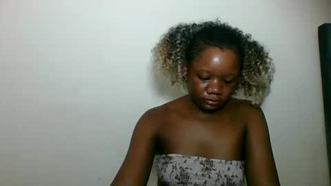 Snapshot of hotjeylee chatting on June 8, 2026, 1:28 am LOYCE online show from June 8, 2026, 1:28 am