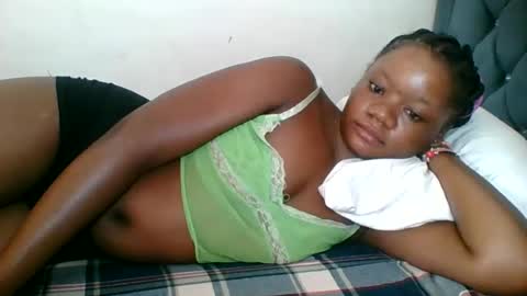 Snapshot of hotjeylee chatting on June 15, 2026, 11:34 am LOYCE online show from June 15, 2026, 11:34 am