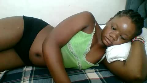 Snapshot of hotjeylee chatting on June 15, 2026, 11:40 pm LOYCE online show from June 15, 2026, 11:40 pm