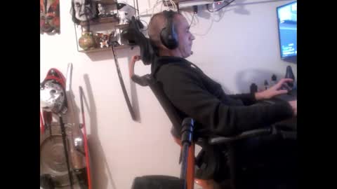 hotkinkytat online show from January 24, 2025, 8:32 pm