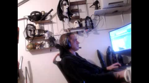 hotkinkytat online show from February 4, 2025, 1:56 am