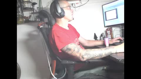 hotkinkytat online show from May 26, 2026, 2:18 am