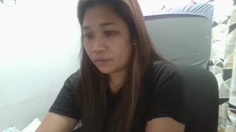 hotlavender online show from July 19, 2026, 12:20 pm