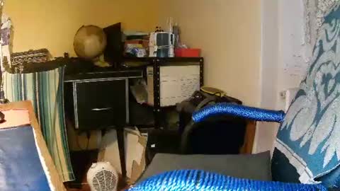 Snapshot of hotleopold chatting on January 3, 2025, 11:33 pm hotleopold online show from January 3, 2025, 11:33 pm