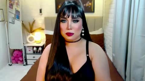 Snapshot of hotlexus69 chatting on October 20, 2025, 12:11 am LEXUS online show from October 20, 2025, 12:11 am