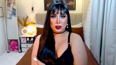 Snapshot of hotlexus69 chatting on October 27, 2025, 12:15 am LEXUS online show from October 27, 2025, 12:15 am