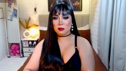 Snapshot of hotlexus69 chatting on December 5, 2025, 10:46 am LEXUS online show from December 5, 2025, 10:46 am