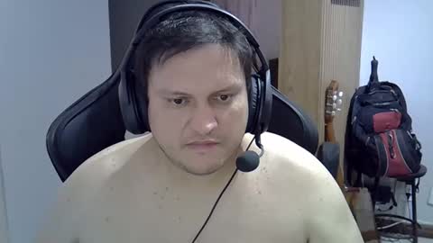 Snapshot of hotmaleintelligent chatting on September 20, 2025, 3:02 pm GorgeousBrunet online show from September 20, 2025, 3:02 pm