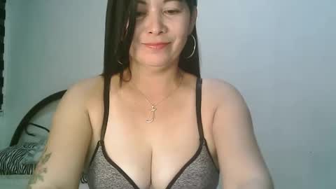 hotmamajen4u online show from March 3, 2026, 1:34 am