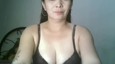hotmamajen4u online show from June 1, 2026, 1:07 am