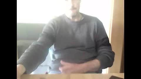 hotmann5555 online show from May 3, 2026, 11:05 am