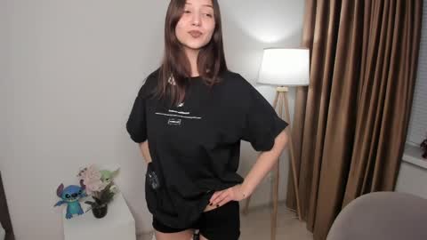 Snapshot of hotmodeon chatting on March 25, 2026, 8:59 pm Cherry online show from March 25, 2026, 8:59 pm