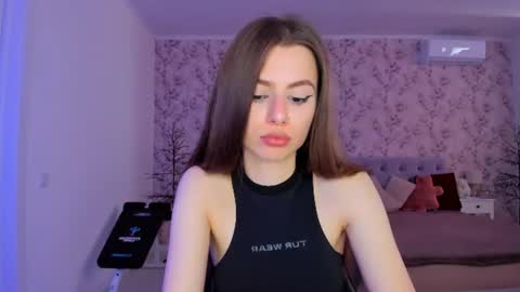 Snapshot of hotmolly_ chatting on June 12, 2026, 9:30 am hotmolly_ online show from June 12, 2026, 9:30 am