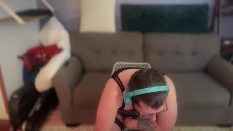 Snapshot of hotmplspunk chatting on September 29, 2025, 9:30 pm Jared online show from September 29, 2025, 9:30 pm