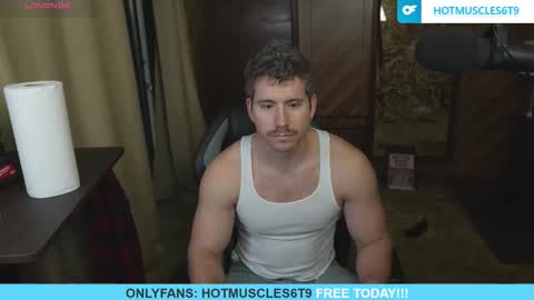 hotmuscles6t9 online show from February 16, 2026, 12:12 pm