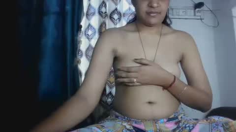 lola online show from April 23, 2026, 7:09 am