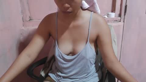 Snapshot of hotpink4u04 chatting on January 11, 2025, 9:15 am hotpink4u04 online show from January 11, 2025, 9:15 am