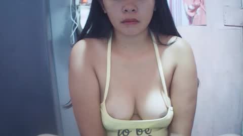 Snapshot of hotpink4u04 chatting on October 30, 2025, 10:10 pm hotpink4u04 online show from October 30, 2025, 10:10 pm