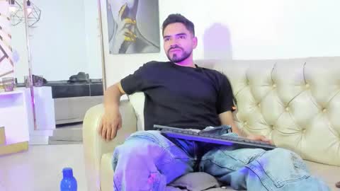 Snapshot of hotpulse_vc chatting on March 14, 2026, 1:05 pm hotpulse vc online show from March 14, 2026, 1:05 pm