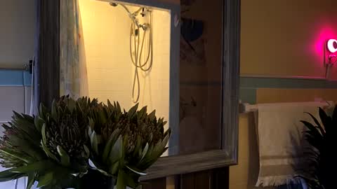 Snapshot of hotrox6942 chatting on September 21, 2025, 2:46 am hotrox6942 online show from September 21, 2025, 2:46 am