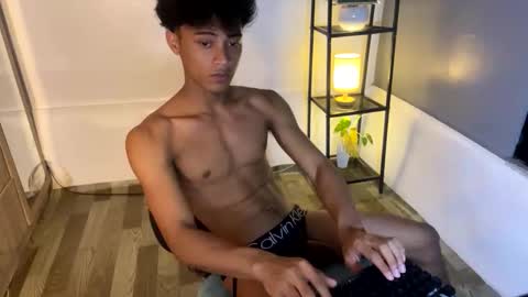 Snapshot of hotsexrider20 chatting on April 11, 2026, 5:39 pm marky online show from April 11, 2026, 5:39 pm