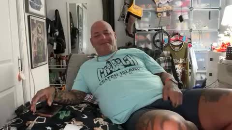 Snapshot of hotstuff775616 chatting on October 28, 2025, 1:09 am hotstuff775616 online show from October 28, 2025, 1:09 am