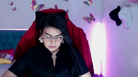 Snapshot of hotsweet_69 chatting on May 13, 2026, 6:11 am hotsweet 69 online show from May 13, 2026, 6:11 am
