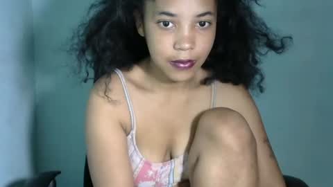 Snapshot of hott_beauty chatting on July 8, 2026, 4:17 am MULAN online show from July 8, 2026, 4:17 am