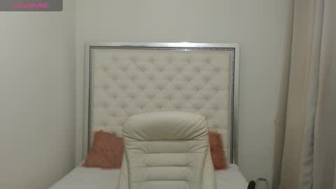 Eryka online show from February 3, 2025, 6:56 am