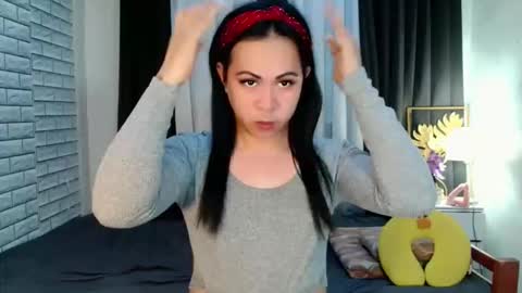 Alex Summer online show from November 21, 2025, 8:29 pm