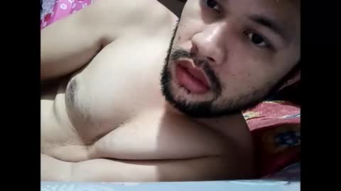 HottestPinoy32 online show from May 13, 2026, 12:24 pm