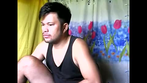 HottestPinoy32 online show from May 23, 2026, 2:39 am